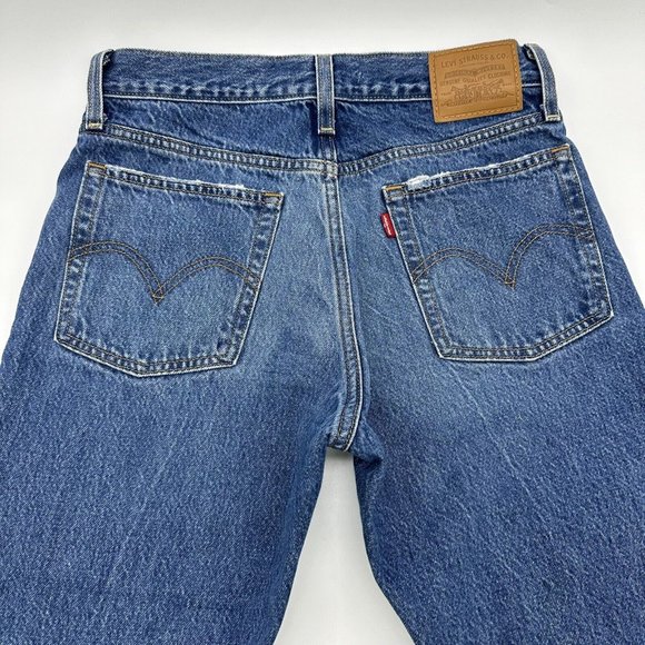 Levi’s Premium Wedgie Women's Size 27 Tapered Leg Button Fly Denim Blue Jeans - Picture 11 of 12